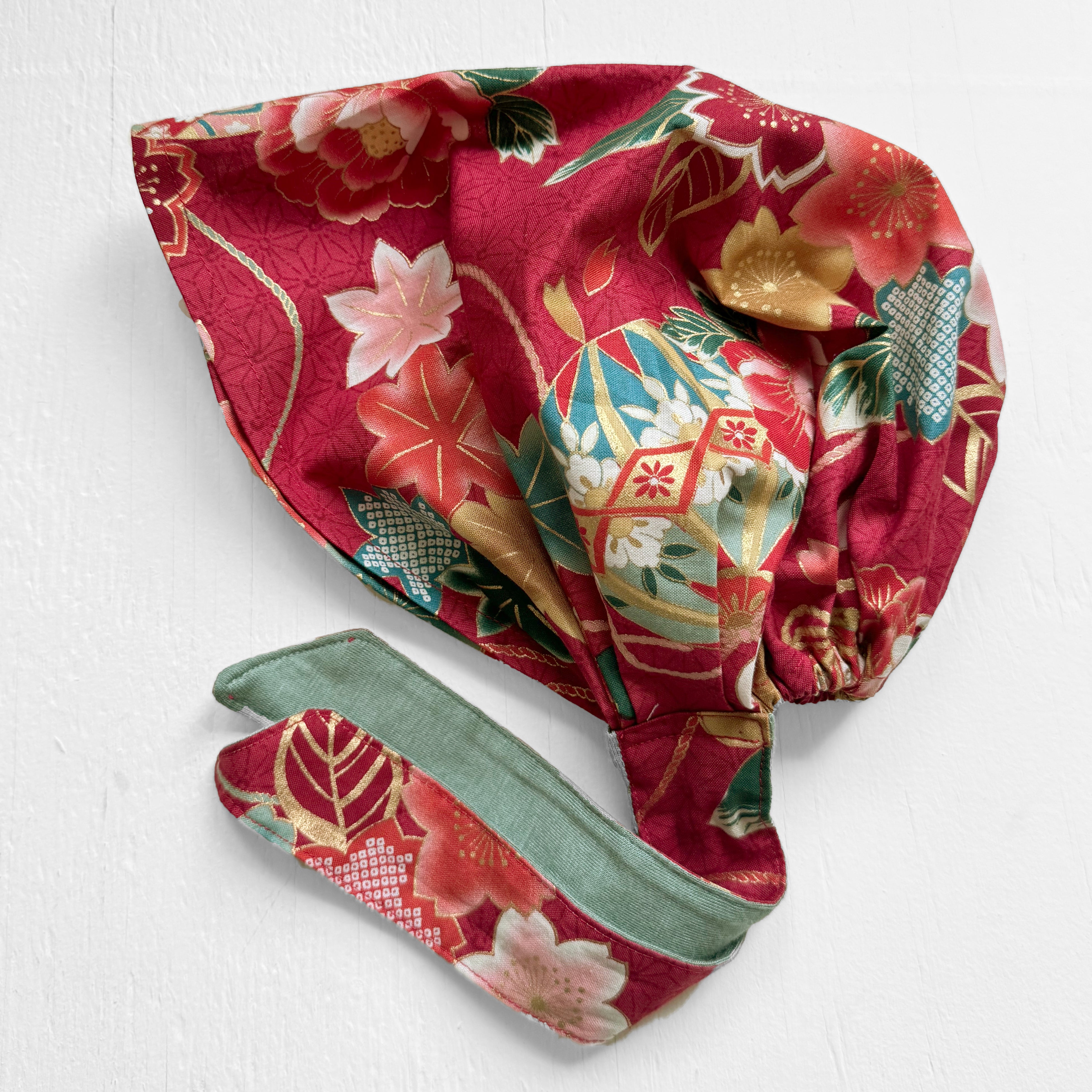 Head covering scarf, Japanese Red Flower