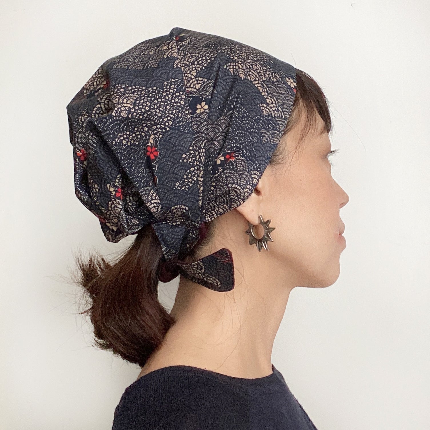 Head covering scarf, Japanese Rabbits Waves