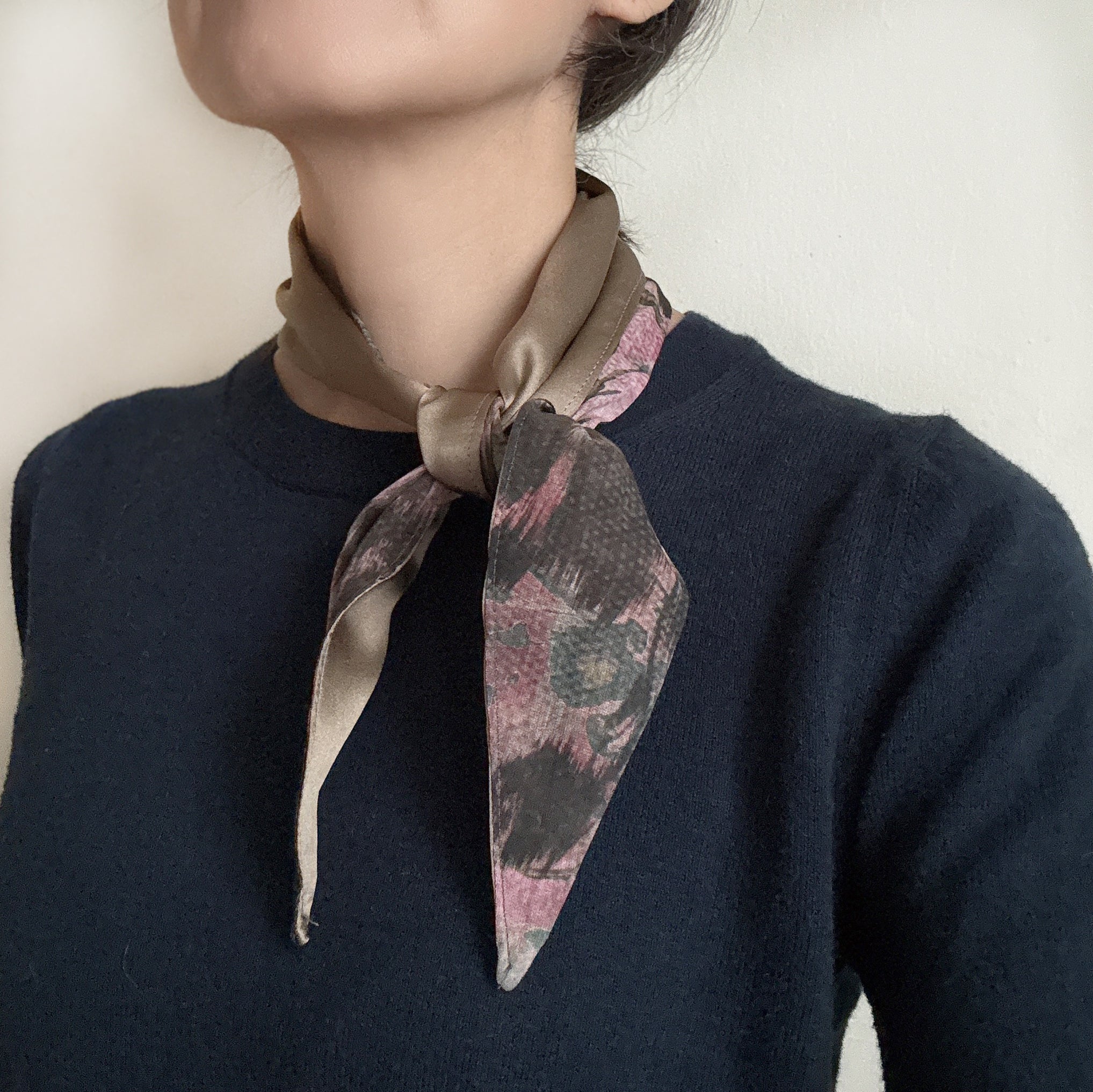 Reversible headscarf: Pink Green light weight cotton fabric, Gold silk lining tie yourself scarf