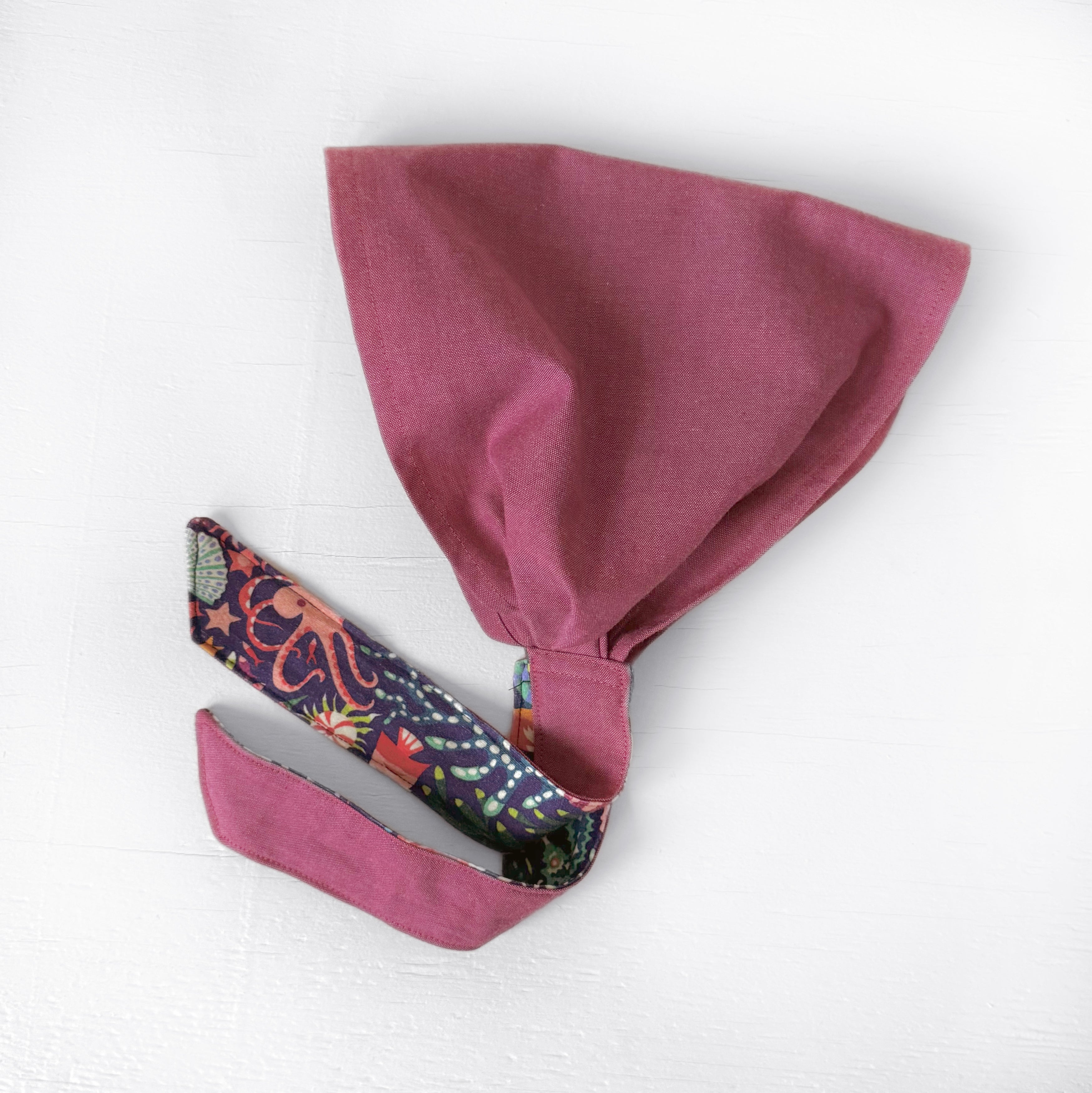 Head scarf Sold / Ribbon print