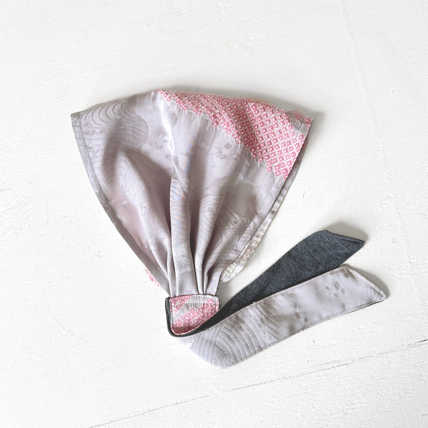 Head scarf Vintage kimono Japanese fabric Silver pink shibori