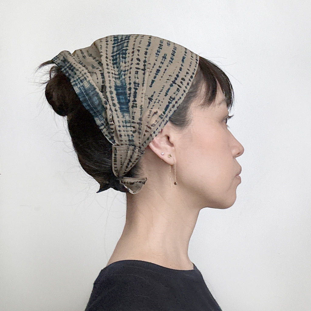 PLAID JACQUARD SCARF WITH SLEEVE HOLES – THE SHOP YOHJI YAMAMOTO