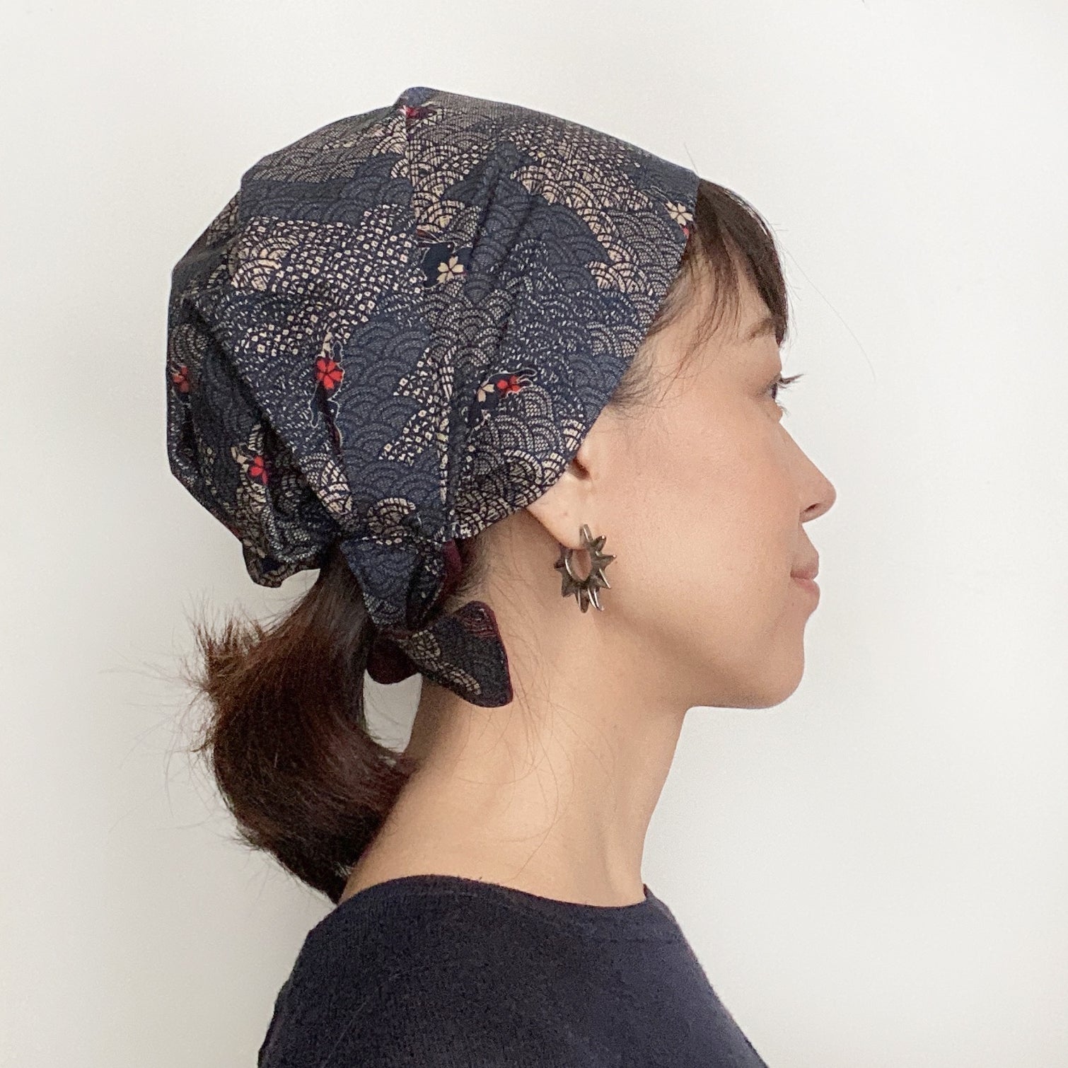 Head covering scarf, Japanese Rabbits Waves